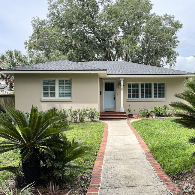 Building Photo - 1532 Ingleside Ave Rental