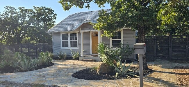 Photo - 178 Woodcrest St
