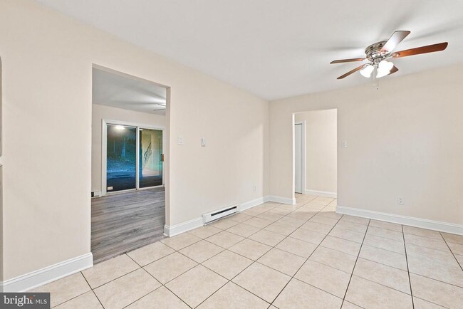 Photo - 155 Hampshire Rd