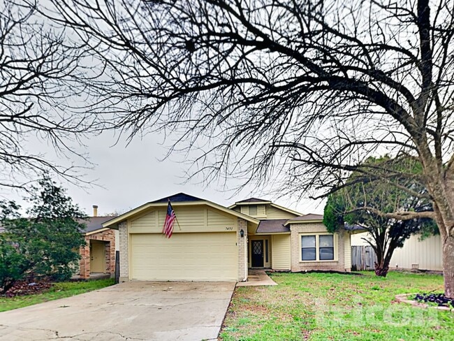 7439 Longing Trail