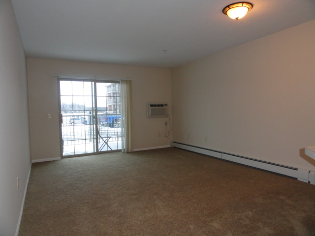 Photo - 17073 Adelmann St SE