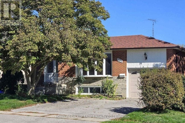 Photo - 629 Park Rd N