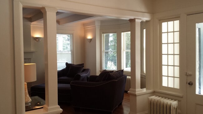 Photo - 115 Dewitt Pl Unit 115