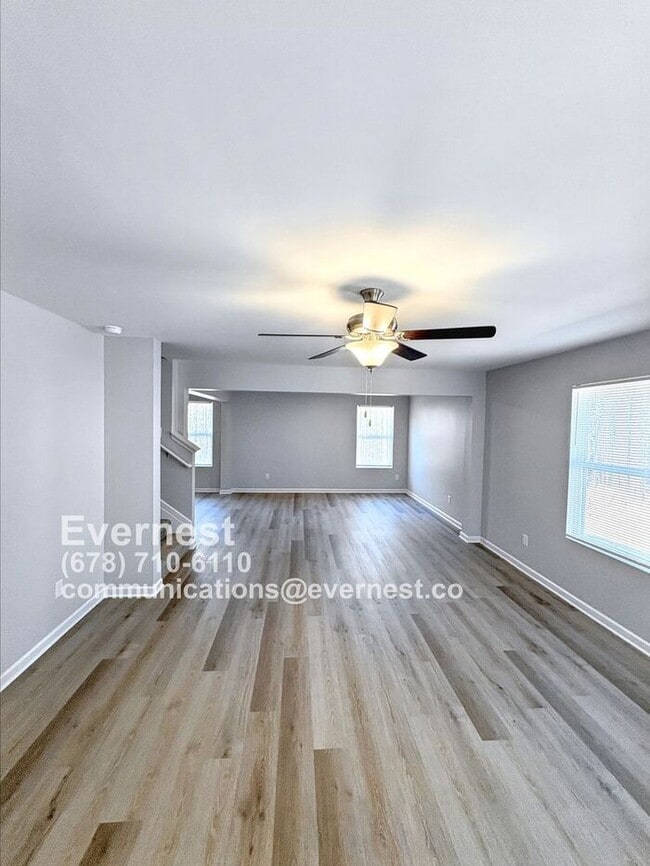 Photo - 75 Heyman Dr