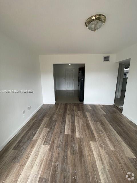 Building Photo - 2651 NW 13th St Unit 31 Rental