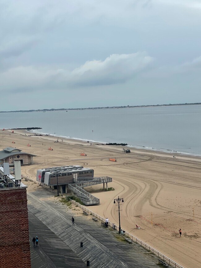 Photo - 50 Brighton 1st Rd Unidad 9K