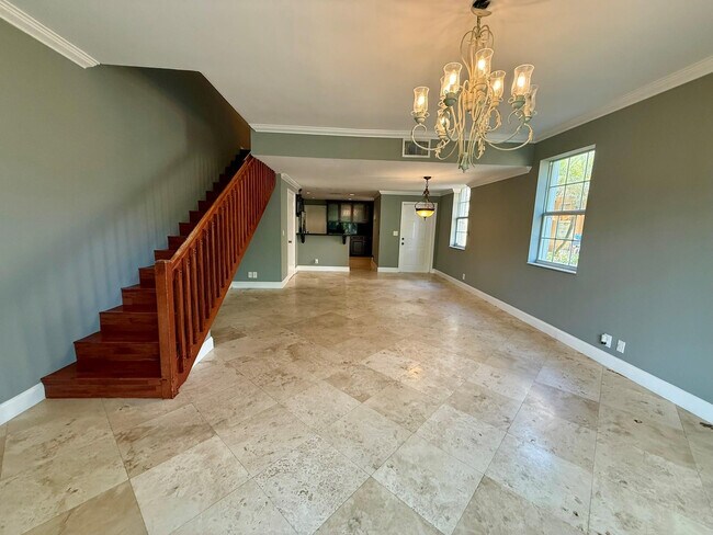 Photo - 1402 Veracruz Ln