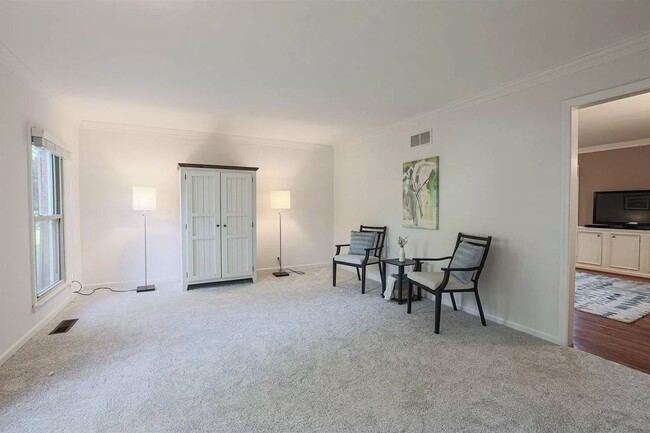 Photo - 11880 Nathanshill Ln