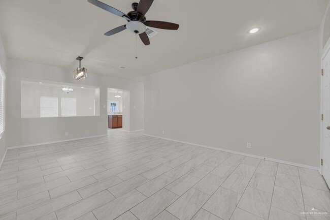 Photo - 21 N 21st St