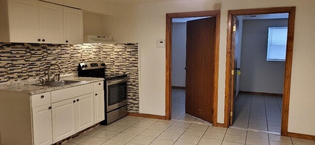 Photo - 82 Miller St Unit Ground fl