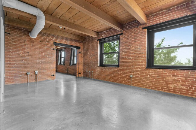 Photo - 90 Wareham St Unidad 309