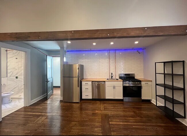 Photo - 6085 Montgomery Rd Unit 3