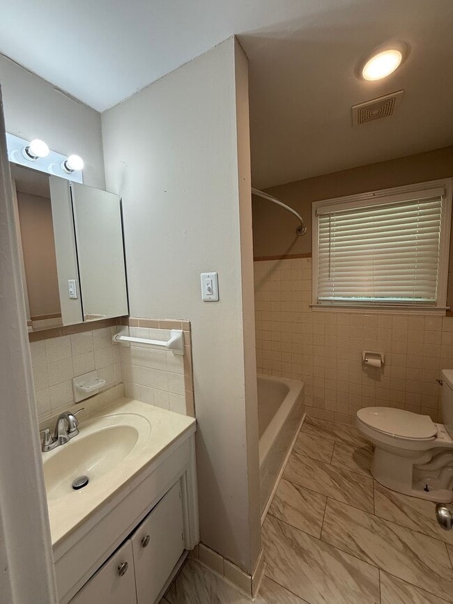 Photo - Recently Renovated Three Bedroom in Gallatin