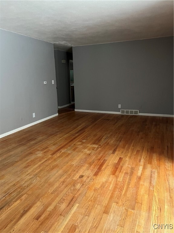 Photo - 4662 Cleveland Rd