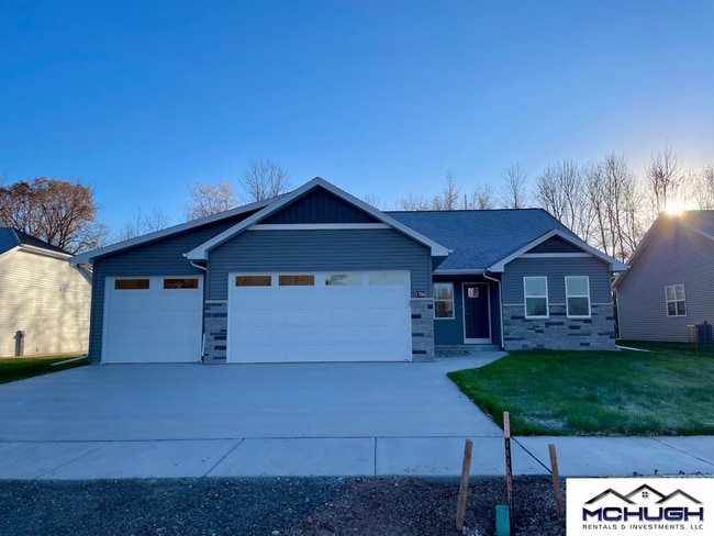 Building Photo - 1708 Patriot Wy