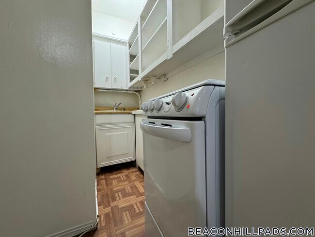 Photo - 40 Anderson St Unit 2