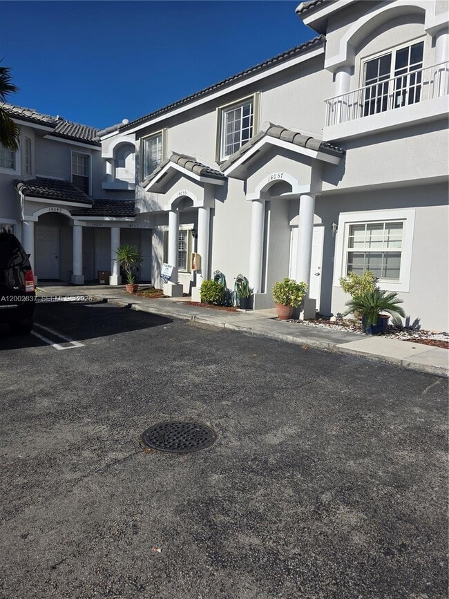 Building Photo - 14055 SW 120th Ct