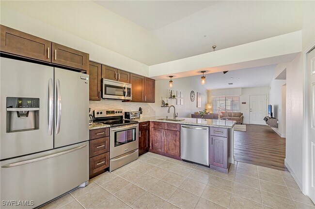 Photo - 26651 Rosewood Pointe Cir Unidad 203