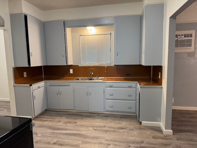 Photo - 504 N Stanislaus St