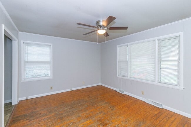 Photo - 1519 W Waldo Ave