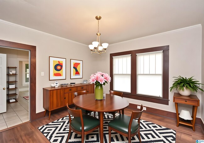 Photo - 525 53rd St Ens