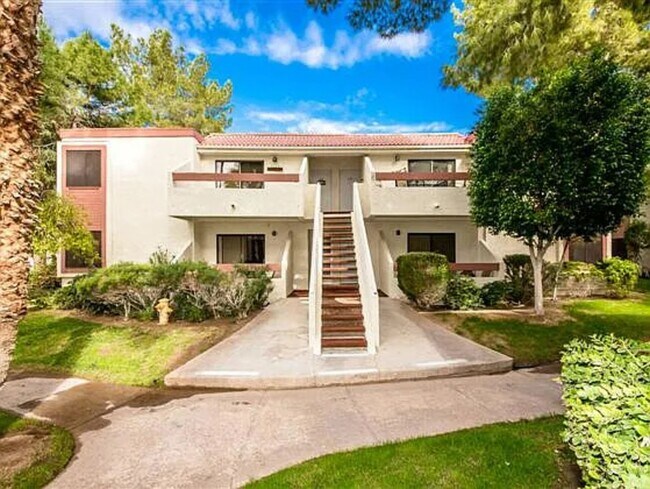 Photo - 441 Moser Ave