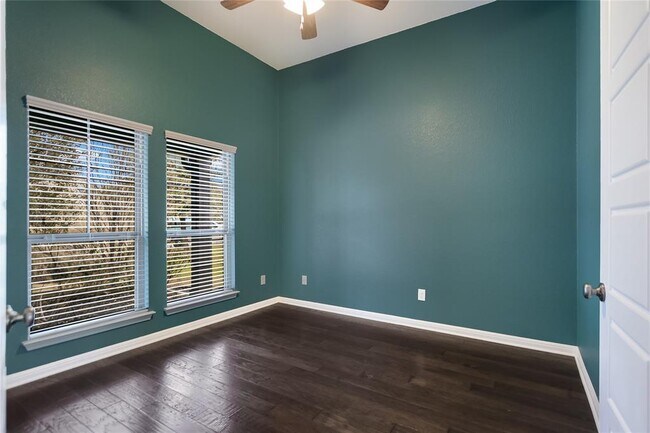 Photo - 2005 Kates Cove