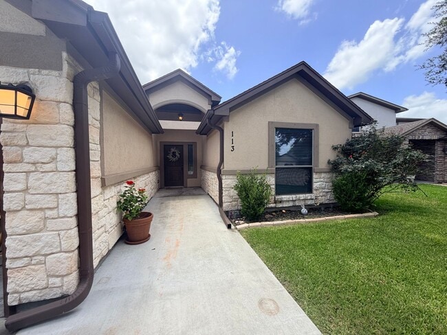 Photo - Spacious updated 3 bedroom home