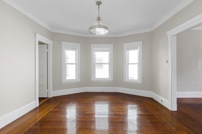 67 Lexington Ave Unit 1