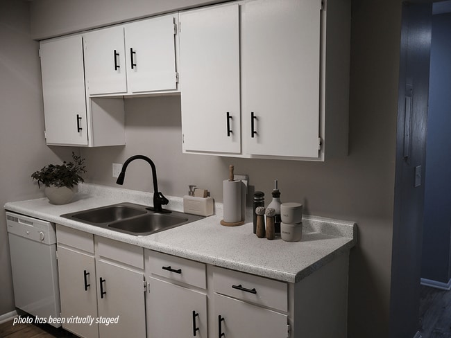 Cabinet Space for Everything You Need - Centre Ridge