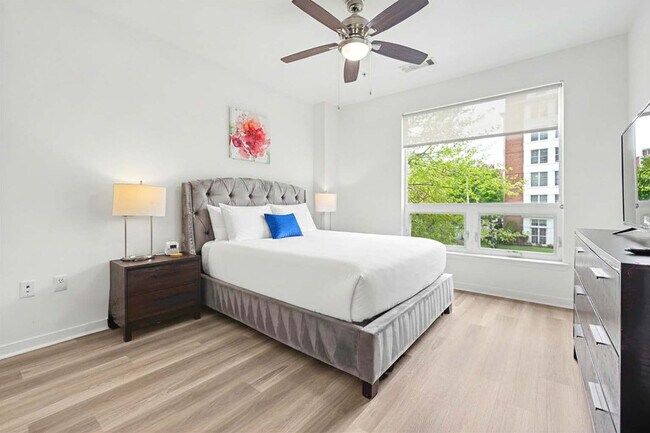 Photo - 81 Tresser Blvd Unit SI FL2-ID1547625P