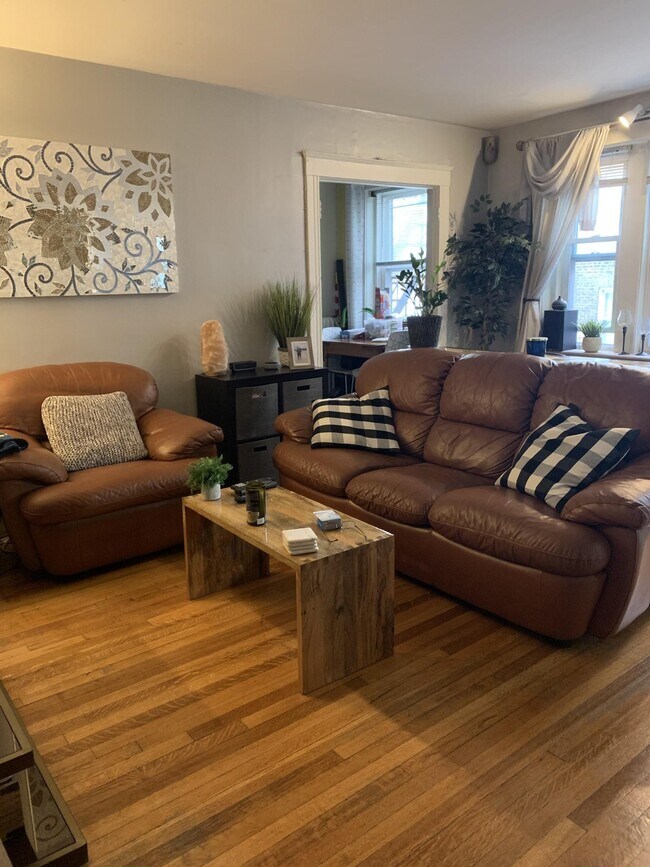 Photo - 1615 Commonwealth Ave