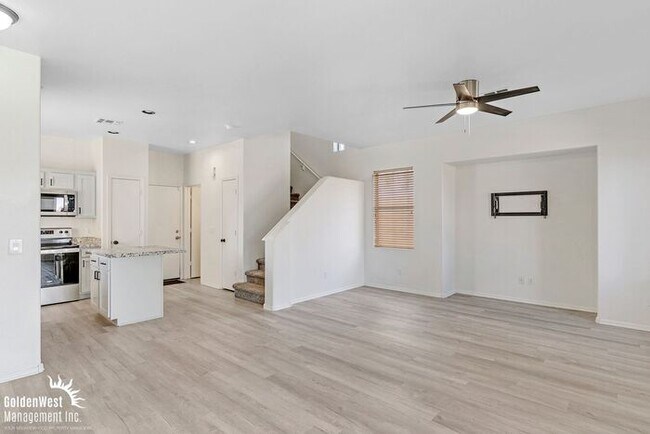 Photo - Stunning 3Bdm 2.5Ba Home in Prime North Phoenix Location!