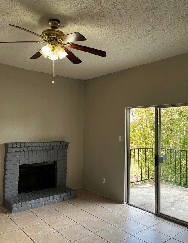 Photo - 12118 W Bellfort Ave Unidad C