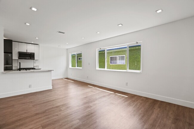 701 N. Hill Pl.