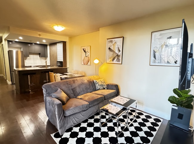 Photo - 1088 Richards St