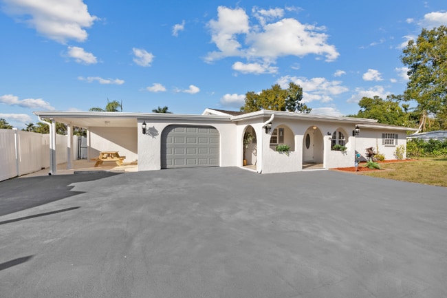 Building Photo - 4530 Underwood Dr