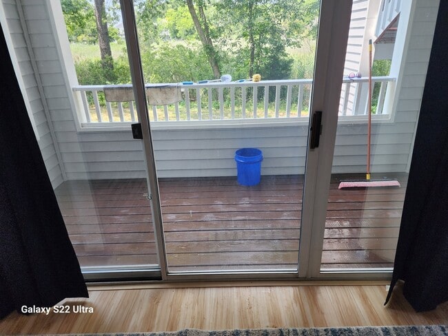 Photo - 224 Island Cove Ct Unit Apt A