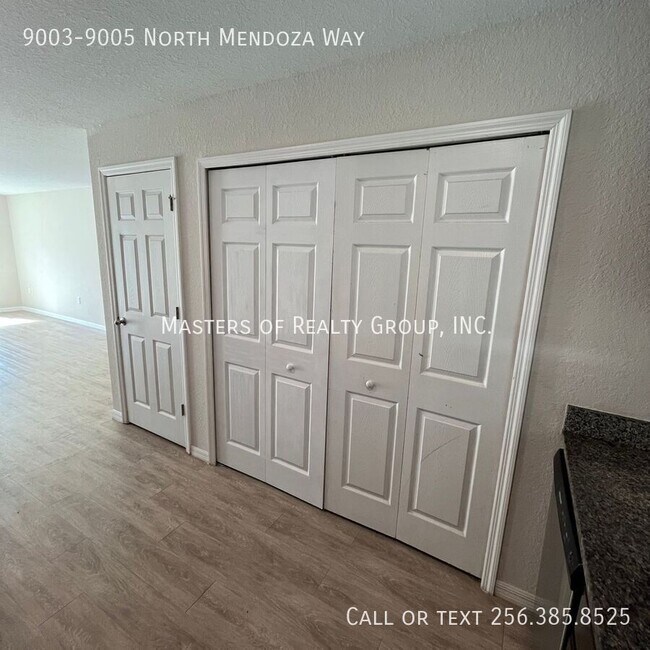 Photo - 9003-9005 North Mendoza Way-