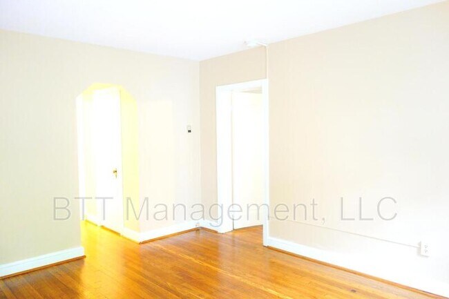 Photo - 8409 Greenwood Ave Unidad #1
