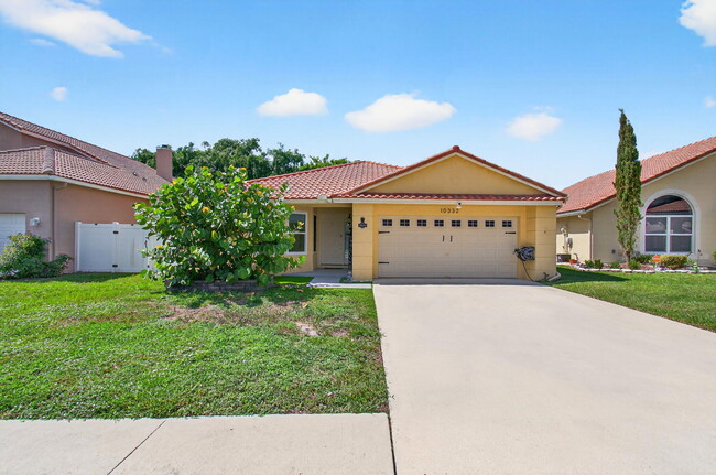 Building Photo - 10332 Islander Dr Rental
