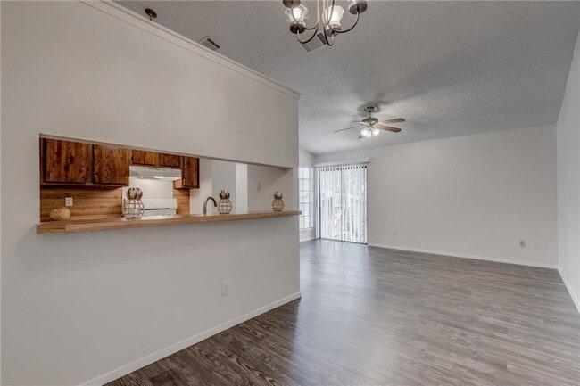 Photo - 11405 Walnut Ridge Dr