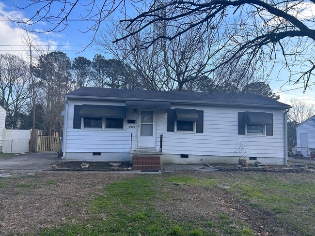 3 Bedroom 1 Bath Rental Home in Newmarket ... - 3 Bedroom 1 Bath Rental Home in Newmarket ...