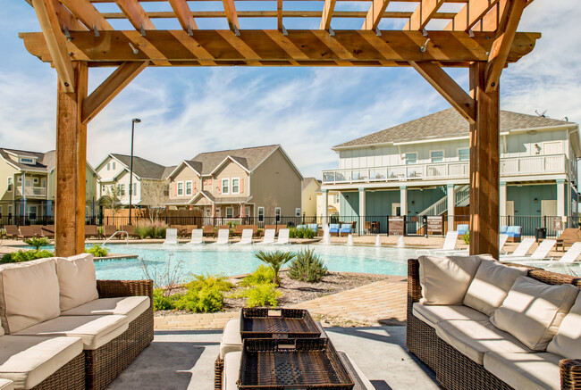 Pool/Lounge Area - The Cottages at Corpus Christi Apartments