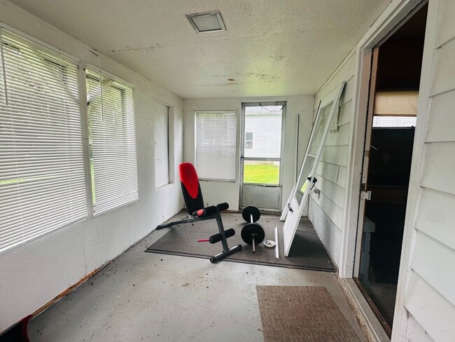 Photo - 74 Volney St
