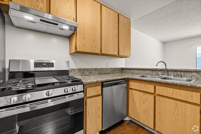 1HAB, 1BA - Cocina - Woodman Place Apartments