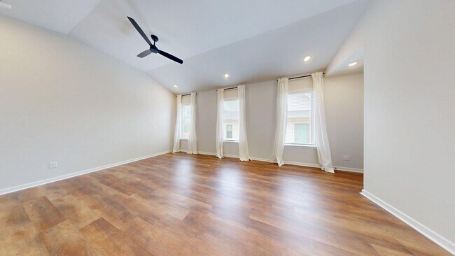 Photo - Beautiful Newer Construction Home on Mimms Trail!