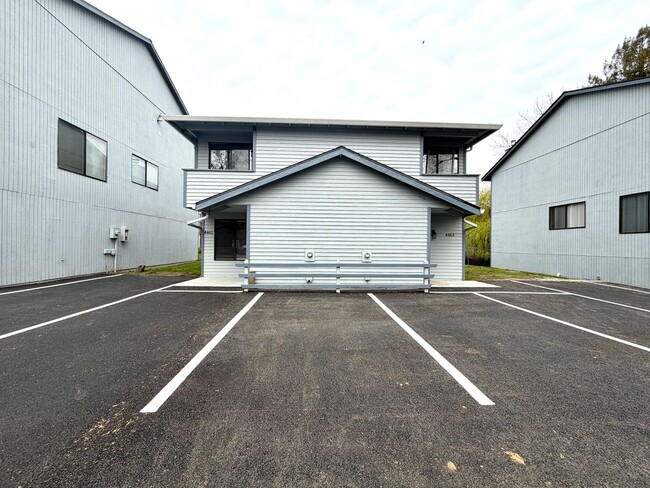 Photo - 4463-4463 SW Garden Home Rd