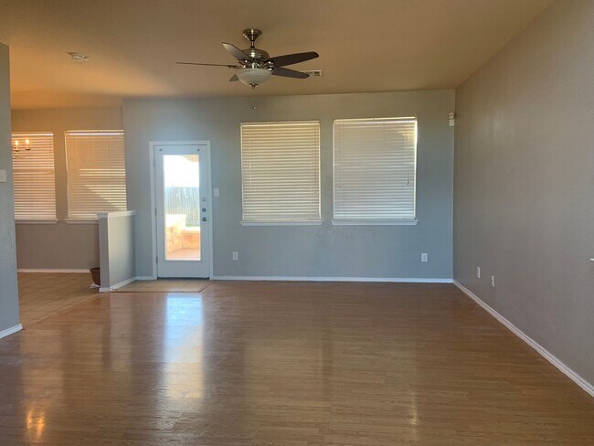 Photo - 4915 Allegany Dr