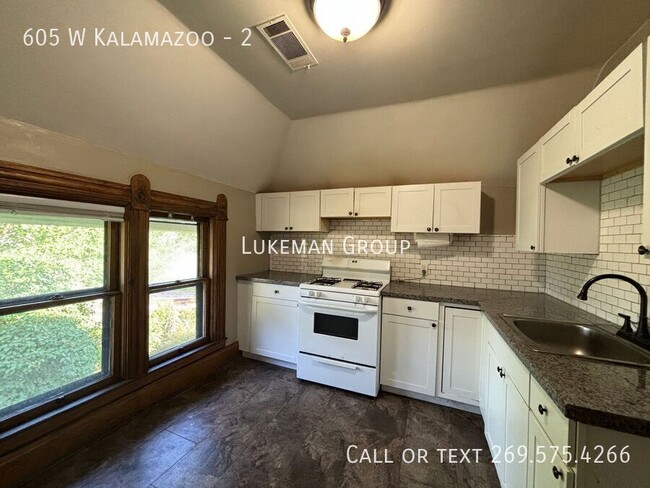 Photo - 605 W Kalamazoo Ave Apartment Unit 2